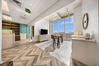 2980 NE 207th St, Aventura, FL à louer Photo intérieure- Image 1 de 89