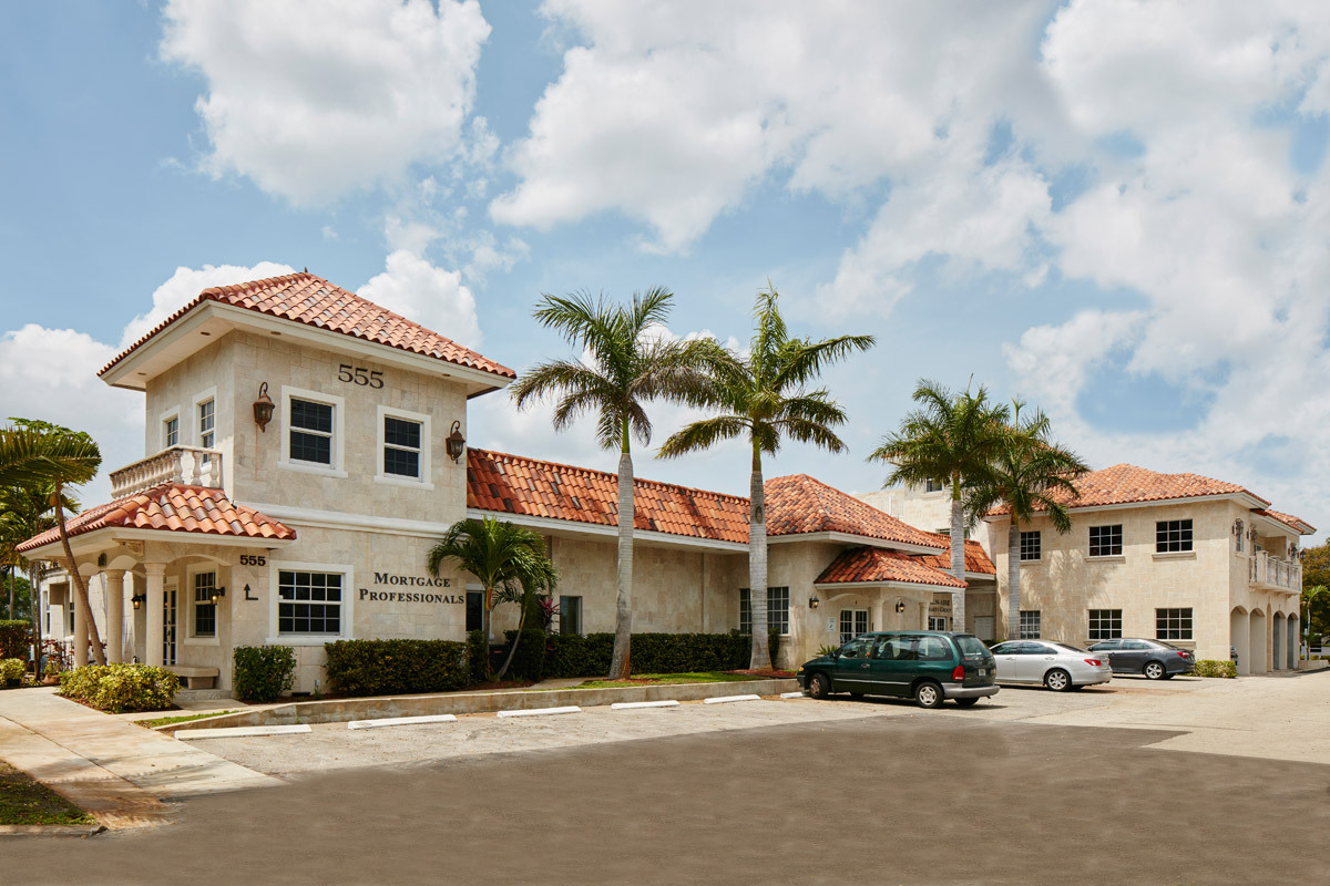 555 S Pompano Pky, Pompano Beach, FL for lease Building Photo- Image 1 of 5