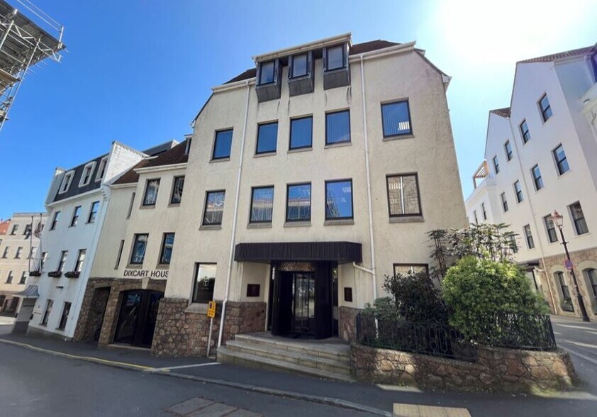 Sir William Pl, Guernsey à louer - Photo du bâtiment - Image 1 de 3