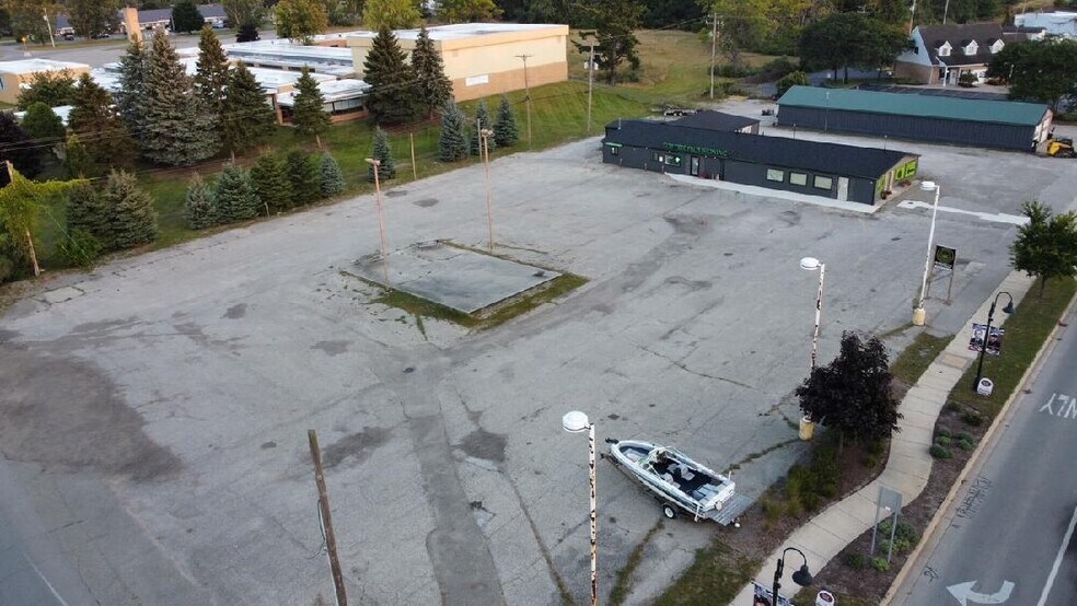 5025 N US Highway 23, Oscoda, MI for sale - Building Photo - Image 3 of 4