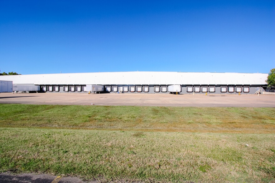 100 Nemec Way, Byhalia, MS for lease - Building Photo - Image 3 of 9