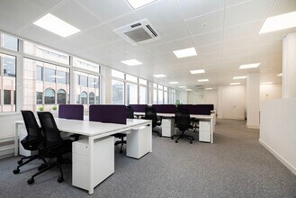 19-21 Great Tower St, London for lease Interior Photo- Image 2 of 9