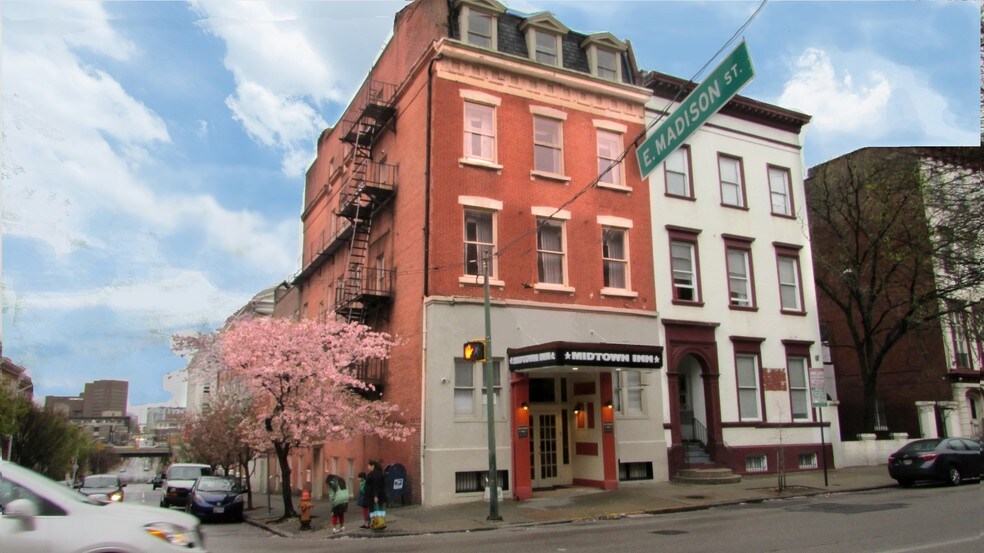 723 St Paul St, Baltimore, MD à vendre - Photo du bâtiment - Image 3 de 15