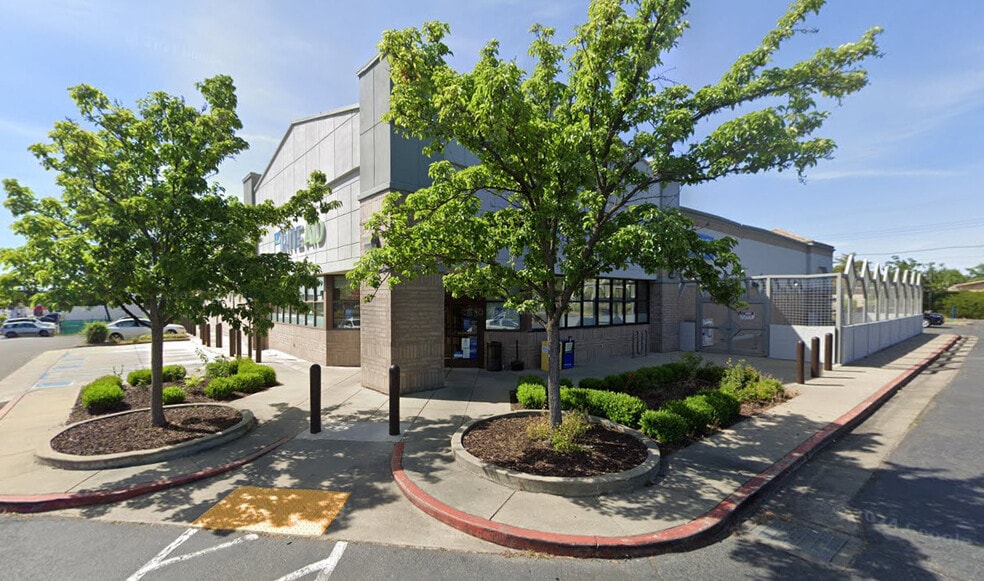 526 E Bidwell St, Folsom, CA for lease - Building Photo - Image 2 of 8