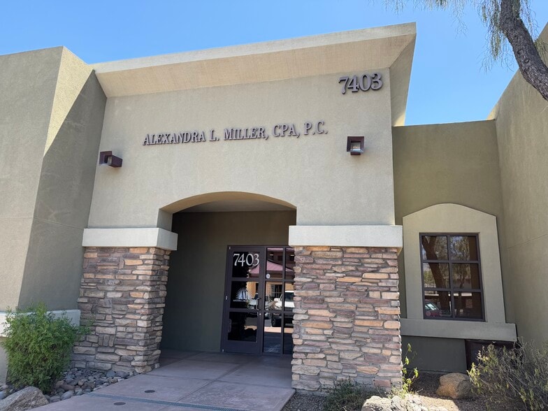 7403 E Tanque Verde Rd, Tucson, AZ for sale - Building Photo - Image 3 of 6