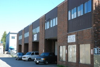 6976-6984 Palm Av, Burnaby, BC à louer Photo intérieure- Image 2 de 3