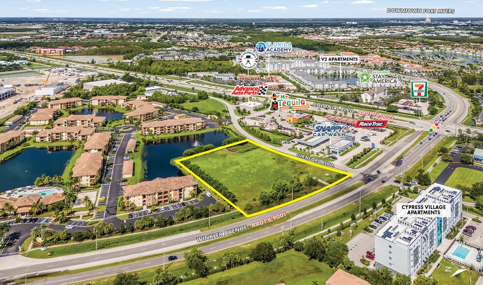 4520 Winkler Ave, Fort Myers, FL à vendre - Aérien - Image 2 de 7