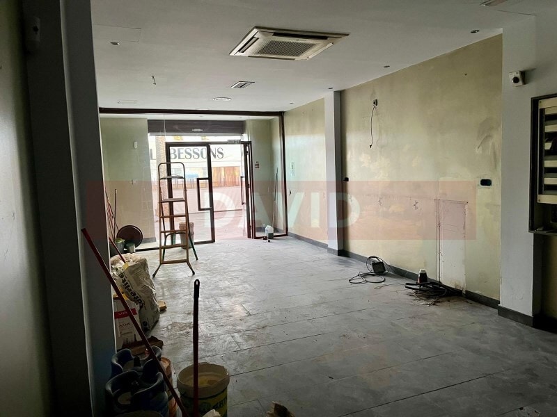 Commerce de détail dans Vilanova i la Geltrú, Barcelona à louer Photo intérieure- Image 1 de 5