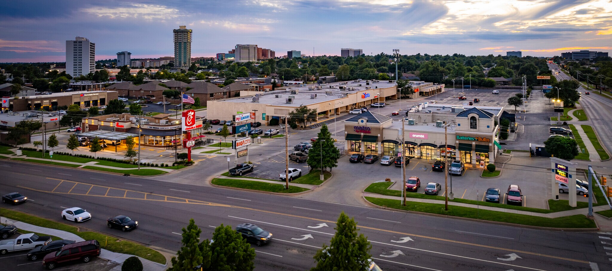 2924-2950 NW 63rd St, Oklahoma City, OK à louer Photo du bâtiment- Image 1 de 6