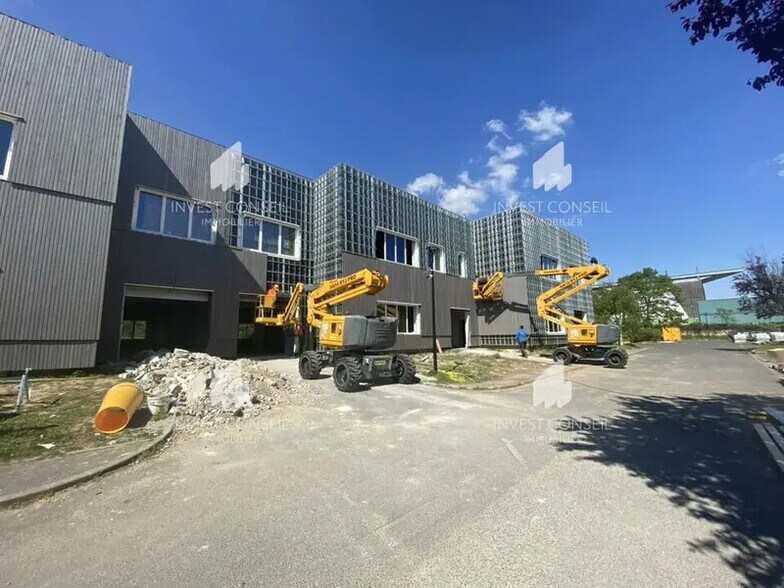 145 Rue Des Caboeufs, Gennevilliers à louer - Photo de construction - Image 3 de 5
