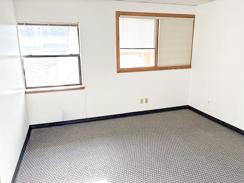 7981 168th Ave NE, Redmond, WA for lease Interior Photo- Image 1 of 1