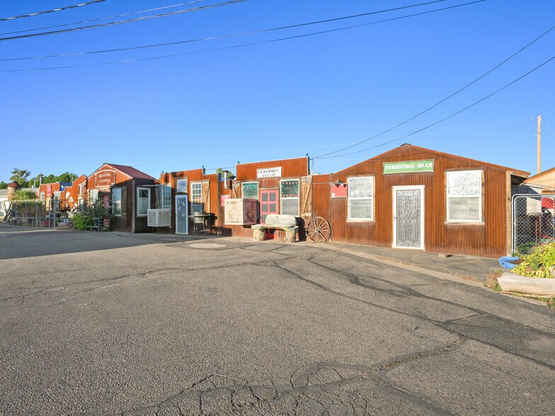 2889 C Rd, Grand Junction, CO à vendre - Photo du bâtiment - Image 3 de 39