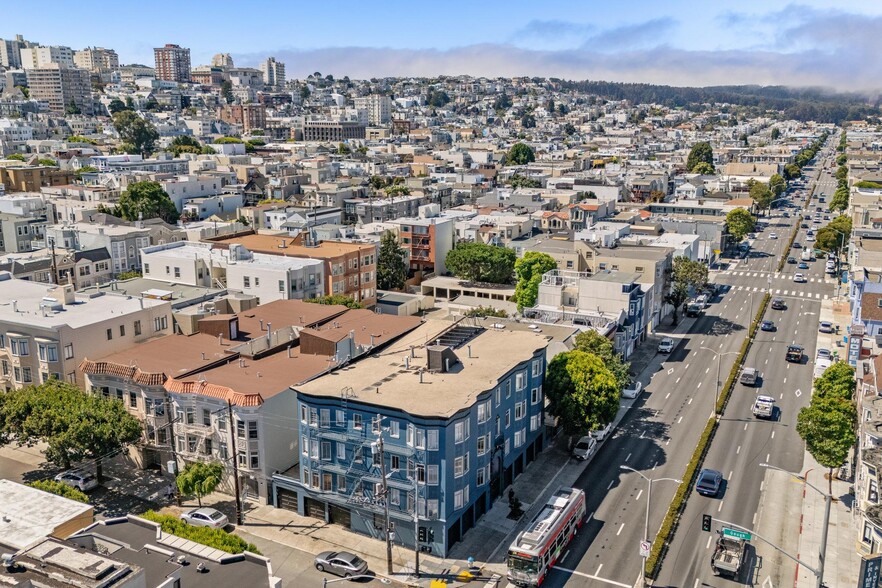 1601 Lombard St, San Francisco, CA à vendre - Photo du b timent - Image 3 de 83