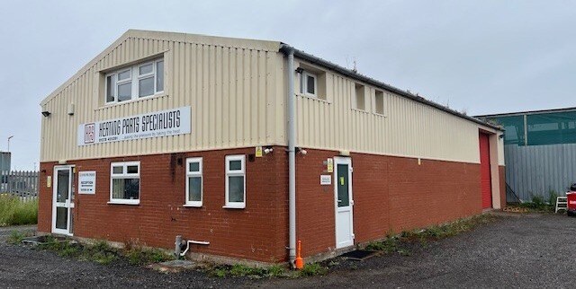 Plus de détails pour 21 Parrett Way, Bridgwater - Industriel à louer