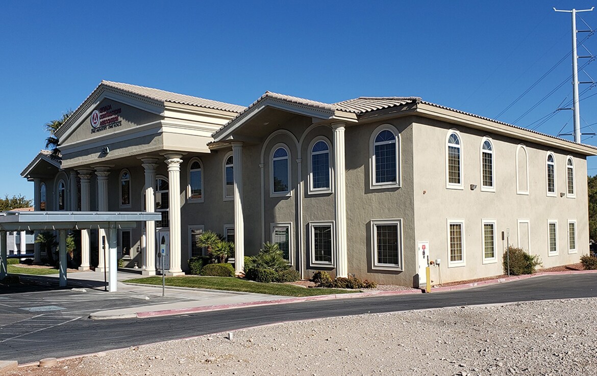 150 N Durango Dr, Las Vegas, NV à louer Photo du bâtiment- Image 1 de 5