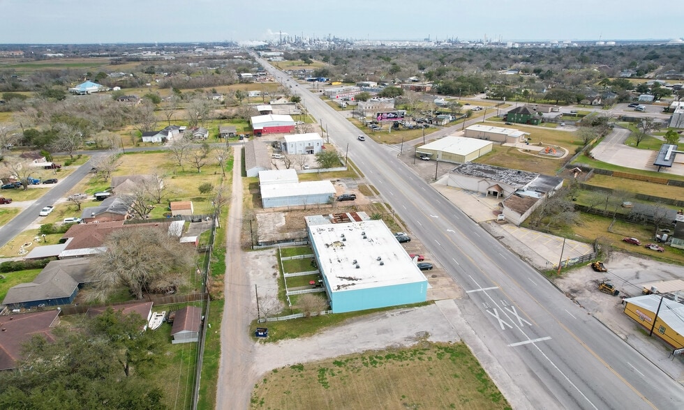 4930 Fm 1765, Texas City, TX for sale - Building Photo - Image 2 of 11