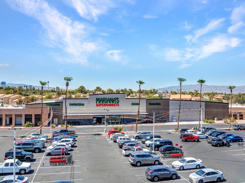 3220-3370 E Flamingo Rd, Las Vegas, NV for lease - Building Photo - Image 3 of 14