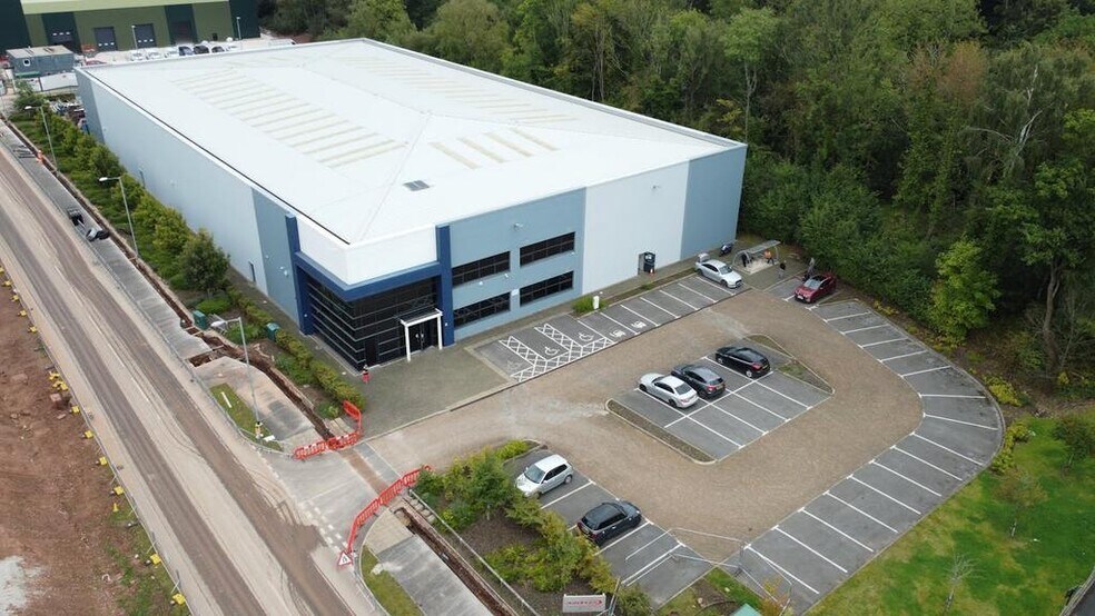 Tower Rd, Stone à louer - Photo du bâtiment - Image 2 de 80