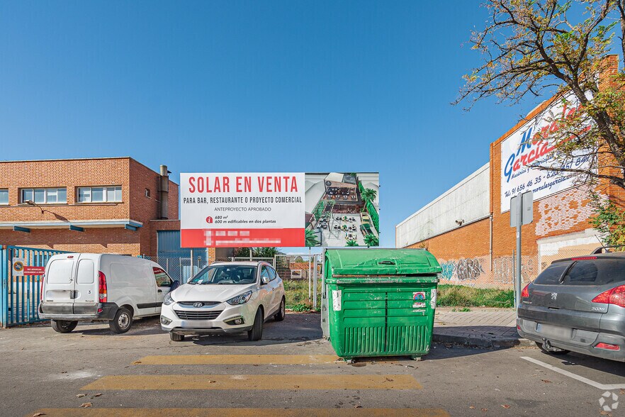 Calle Álamo, 9, Torrejón de Ardoz, Madrid à vendre - Photo du bâtiment - Image 2 de 4