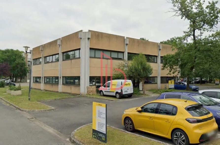 Office in Mérignac for lease - Building Photo - Image 1 of 1