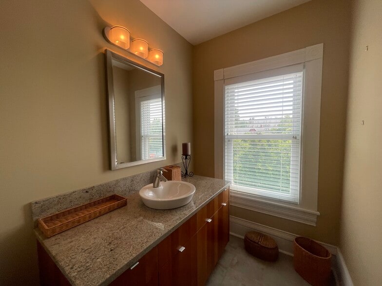 33 W South St, Wilkes-Barre, PA for sale - Building Photo - Image 3 of 17