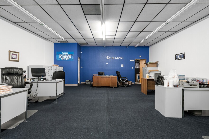 336 S Commercial St, Aransas Pass, TX à louer - Photo du bâtiment - Image 3 de 18