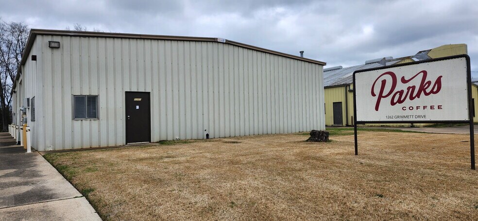 1262 Grimmett Dr, Shreveport, LA à louer - Photo du bâtiment - Image 1 de 8