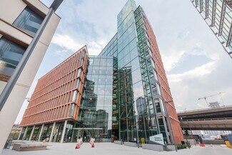 Plus de détails pour 80 Wood Ln, Londres - Coworking à louer