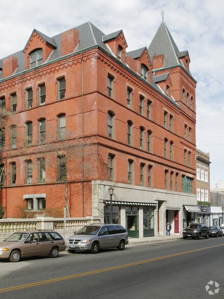 153-165 State St, New London, CT à vendre - Photo du bâtiment - Image 2 de 10