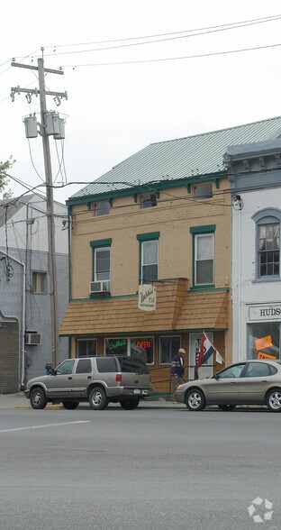 747 Columbia St, Hudson, NY for sale - Building Photo - Image 3 of 3