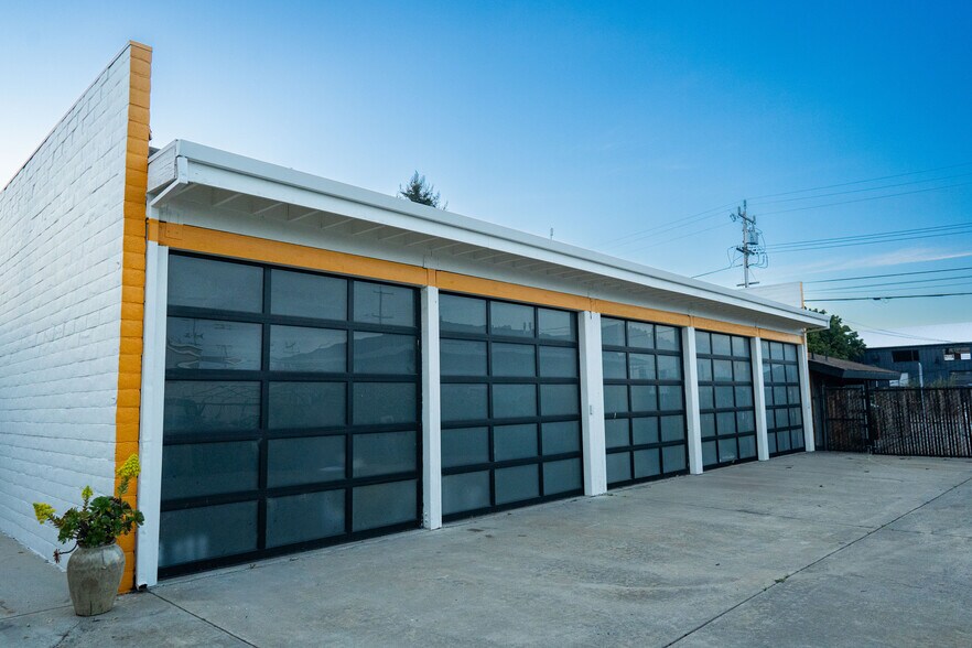 325 Ingalls St, Santa Cruz, CA à vendre - Photo du bâtiment - Image 2 de 7