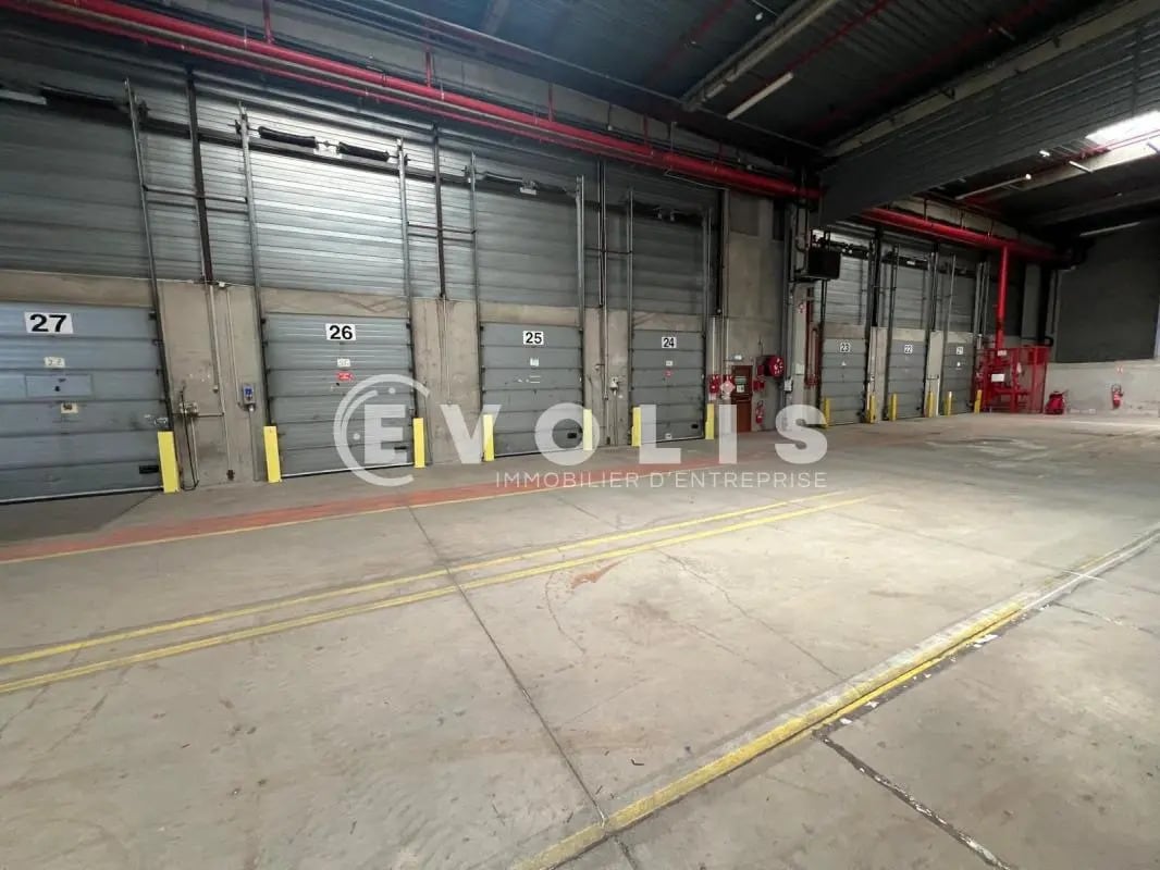 7 Rue André Sentuc, Vénissieux for lease Interior Photo- Image 1 of 29