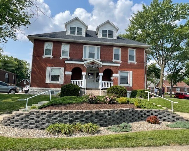 621 Broadway, Highland, IL à vendre Photo principale- Image 1 de 1