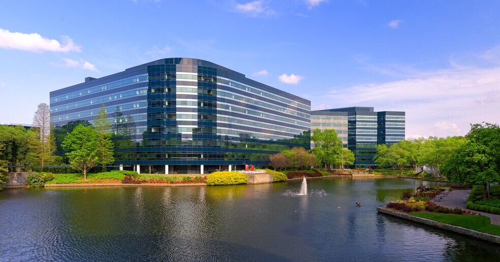 4 Concourse Pky NE, Atlanta, GA à louer - Photo du bâtiment - Image 2 de 32