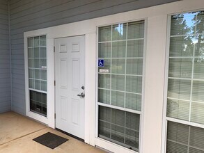 6585 Clark Rd, Paradise, CA for lease Interior Photo- Image 2 of 10