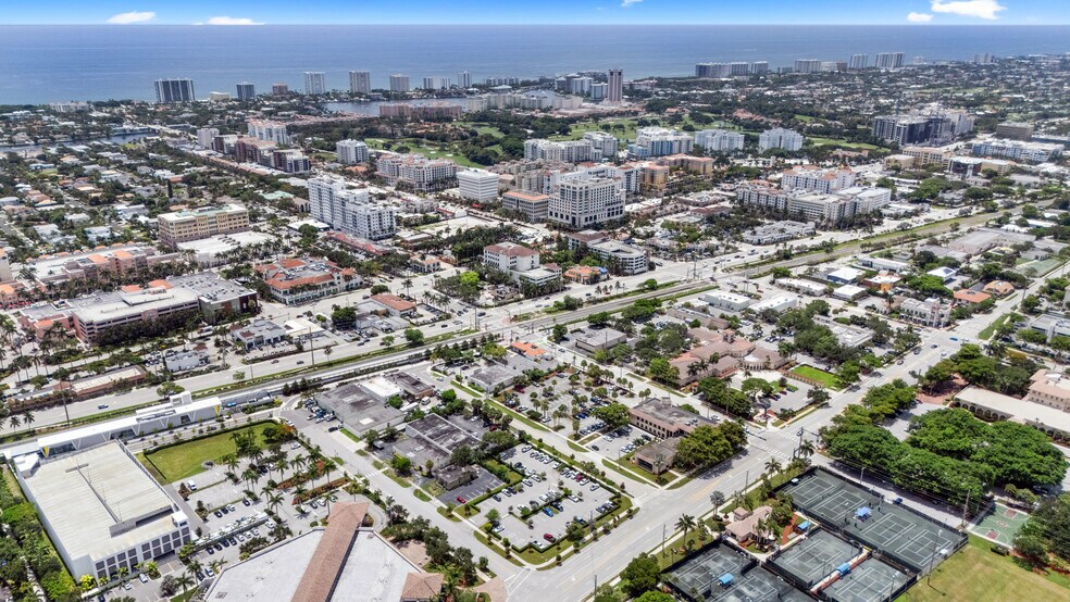 139 NW 3rd St, Boca Raton, FL à vendre - Photo du bâtiment - Image 3 de 14