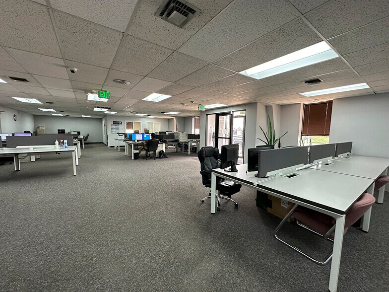 10885 E 51st Ave, Denver, CO à vendre - Photo intérieure - Image 2 de 6