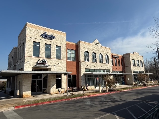 200 E 8th St, Georgetown, TX à louer - Photo principale - Image 1 de 23