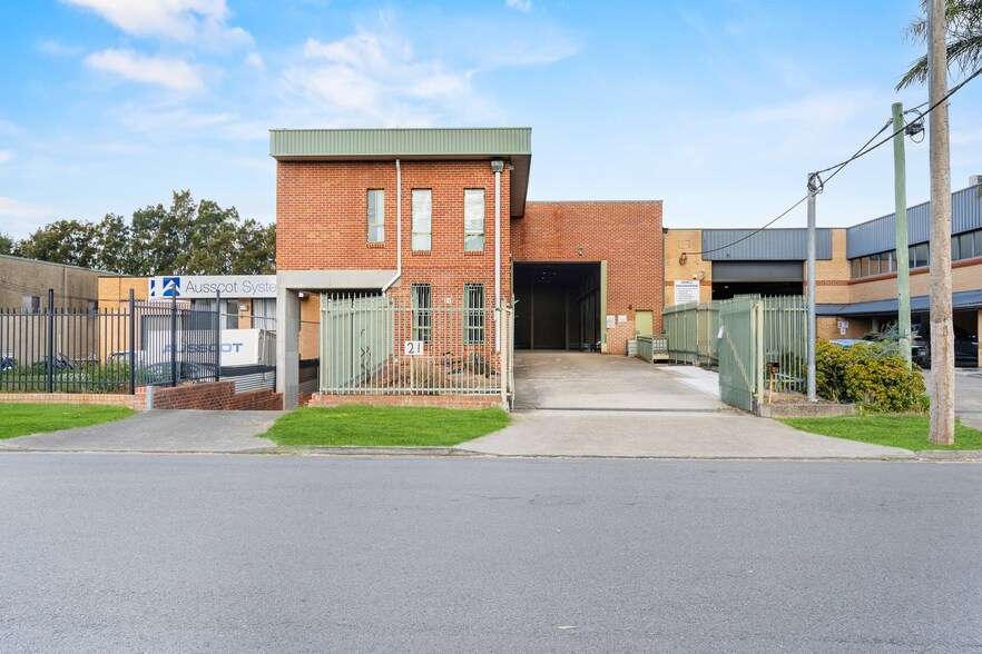 21 Arab Rd, Padstow for sale - Building Photo - Image 2 of 17