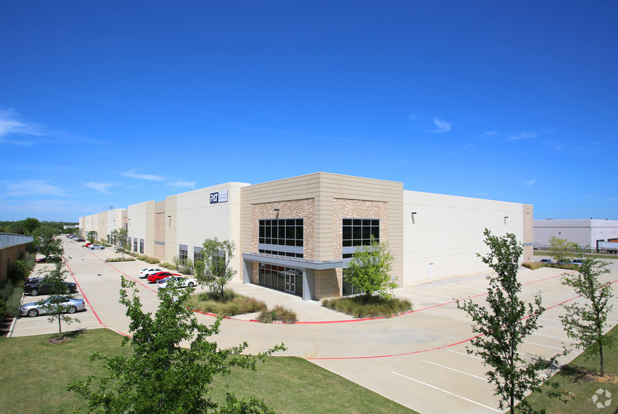 5430 FAA Blvd, Irving, TX for lease - Primary Photo - Image 1 of 2