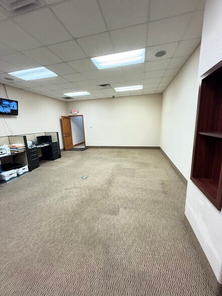 3701 W International Speedway Blvd, Daytona Beach, FL à louer - Photo de construction - Image 3 de 46