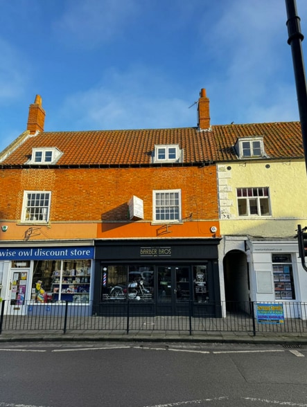 25 Southgate, Sleaford for sale - Building Photo - Image 1 of 2
