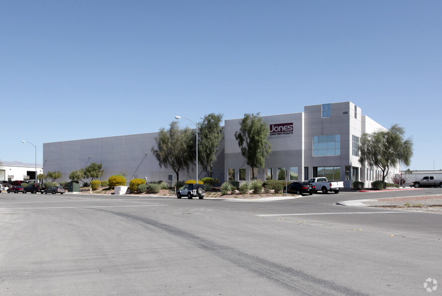 4450 N Walnut Rd, North Las Vegas, NV for lease - Primary Photo - Image 1 of 3