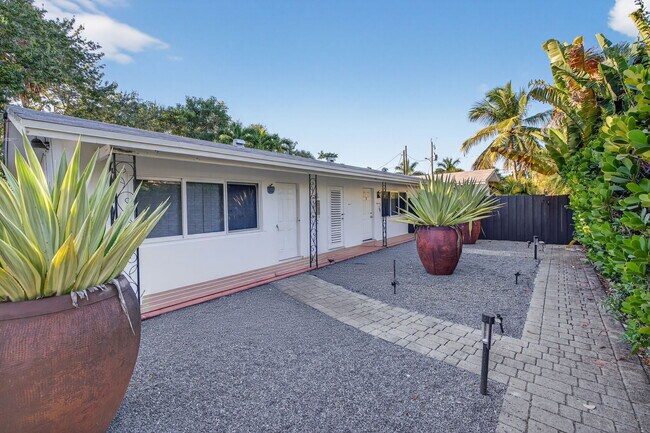 More details for 1004 W Las Olas Blvd, Fort Lauderdale, FL - Multifamily for Sale