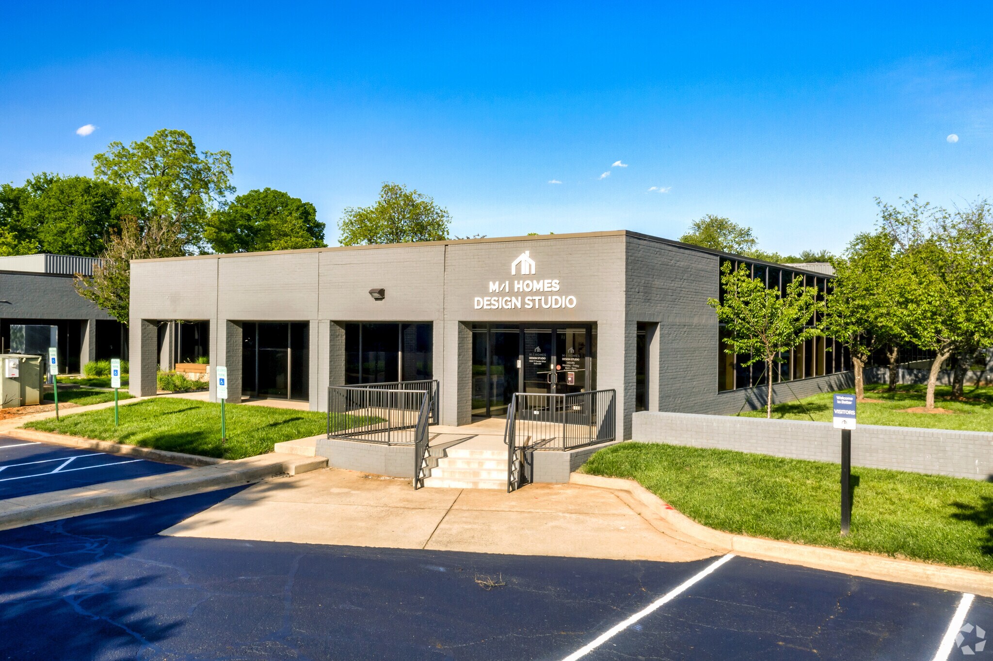 5510 77 Center Dr, Charlotte, NC à louer Photo principale- Image 1 de 15