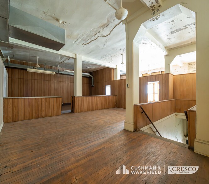 1867 Prospect Ave E, Cleveland, OH à louer - Photo du bâtiment - Image 2 de 4