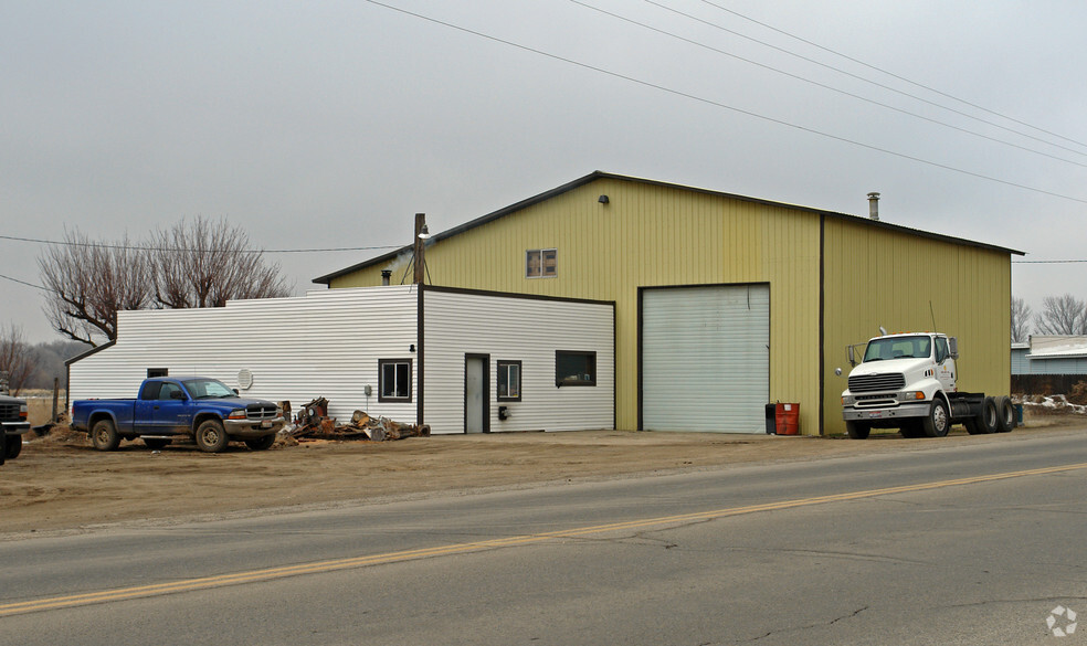 635 Old Highway 30, Mountain Home, ID for sale - Primary Photo - Image 1 of 2