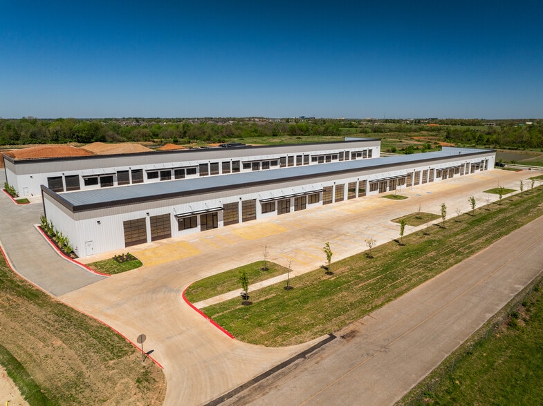 6361 S Oldridge Pl, Rogers, AR for lease - Building Photo - Image 2 of 7