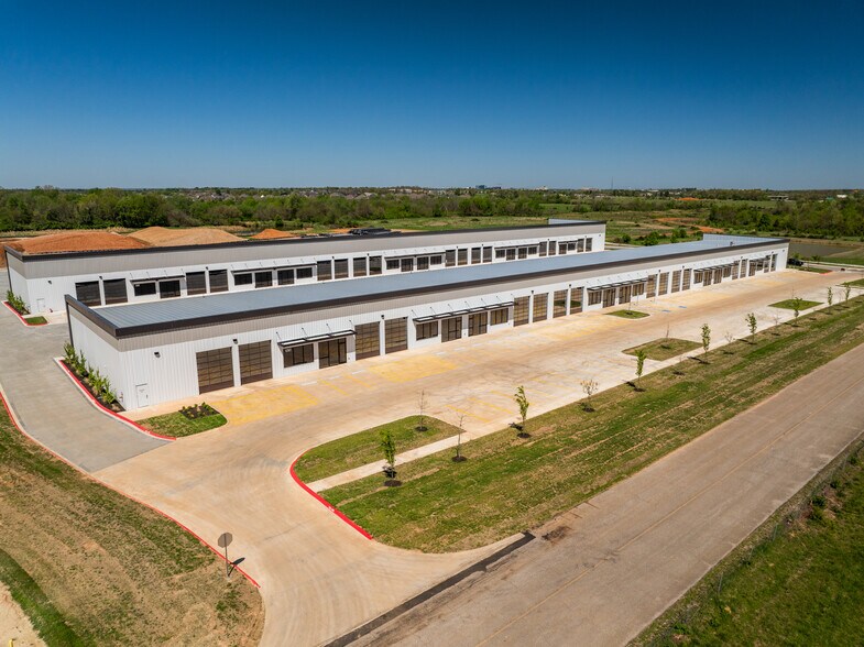 6361 S Oldridge Pl, Rogers, AR à louer - Photo du bâtiment - Image 2 de 7