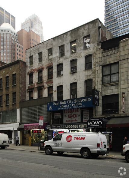 711 Seventh Ave, New York, NY à vendre - Photo principale - Image 1 de 1